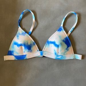 triangl swimwear Blue and White Tie-Dye Triangle Bikini Top and bottom